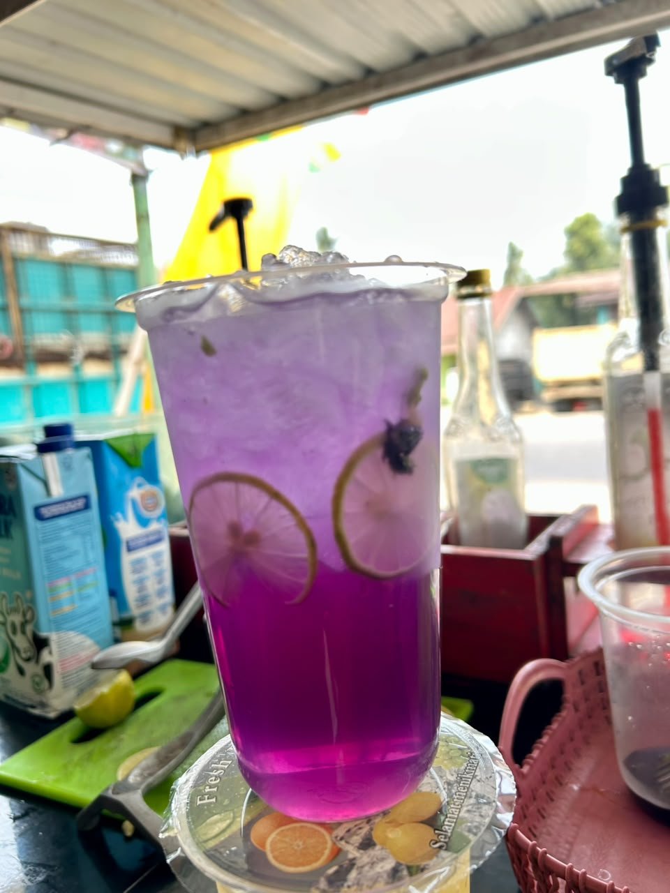Es Bunga Telang