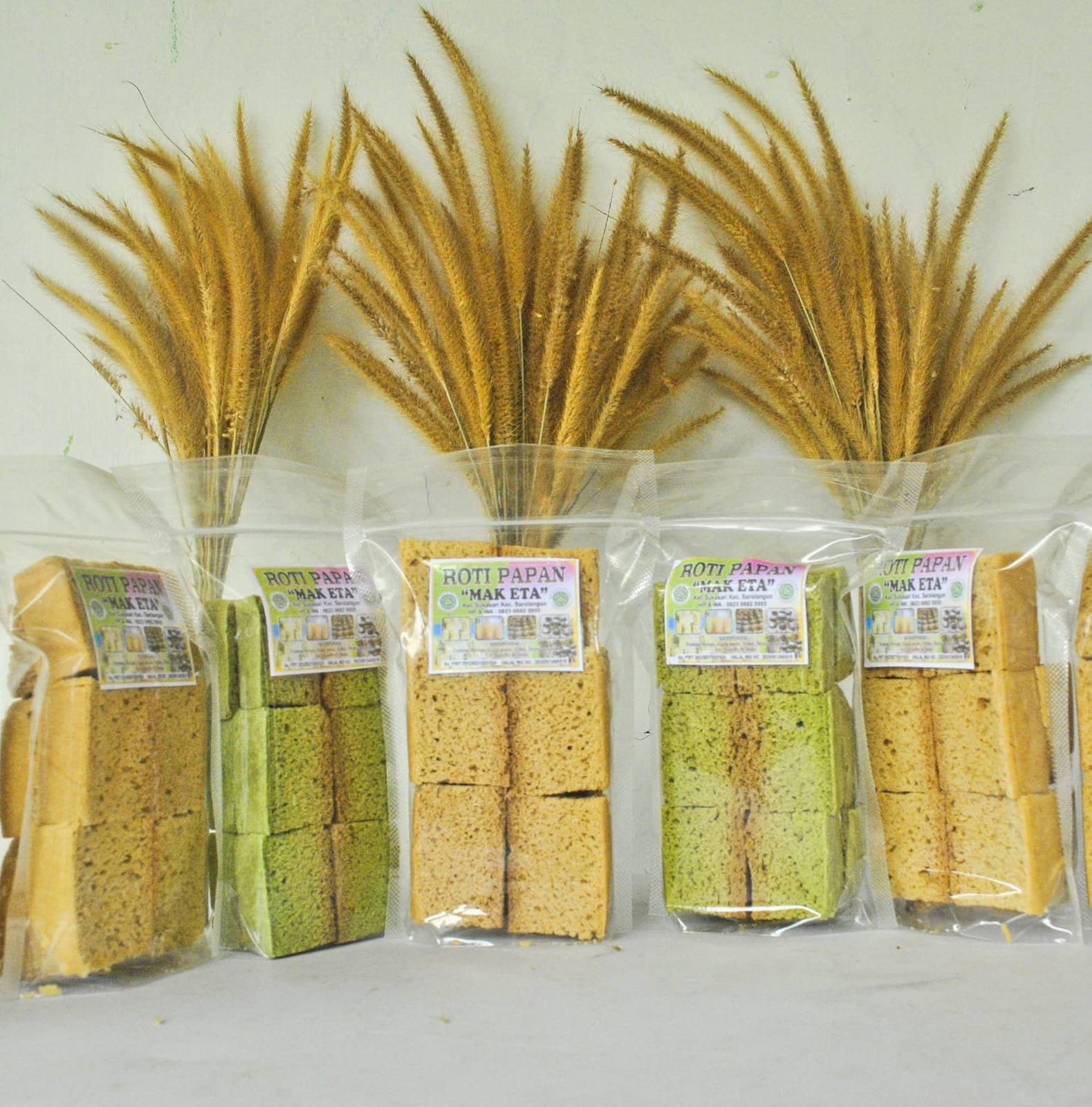ROTI PAPAN MAK ETA